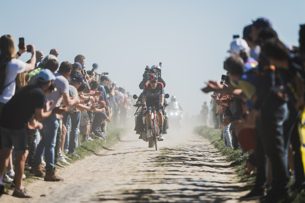 Sur quelle cha&icirc;ne TV regarder en direct Paris-Roubaix 2023 ?