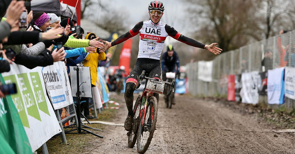 https://www.total-velo.com/wp-content/uploads/2022/12/pogacar-cyclo-cross-.jpeg