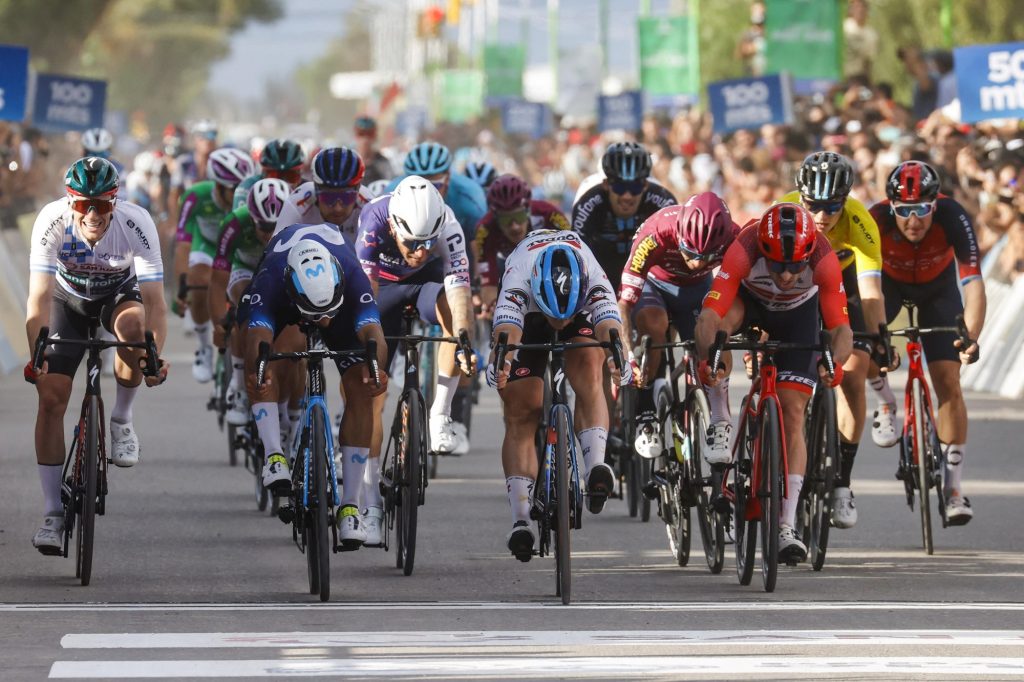 Fabio Jakobsen s&rsquo;impose sur le fil sur la 2e &eacute;tape du Tour de San Juan 2023