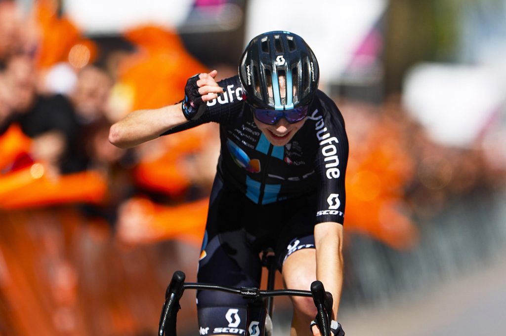 Elise Uijen s&rsquo;offre la derni&egrave;re &eacute;tape de la Setmana Ciclista Valenciana