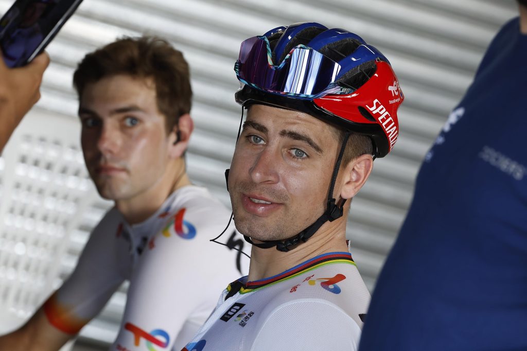 TotalEnergies envoie ses cadres sur l&rsquo;Omloop Het Nieuwsblad