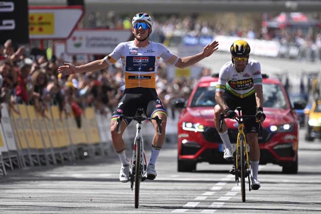 Remco Evenepoel remporte la derni&egrave;re &eacute;tape du Tour de Catalogne