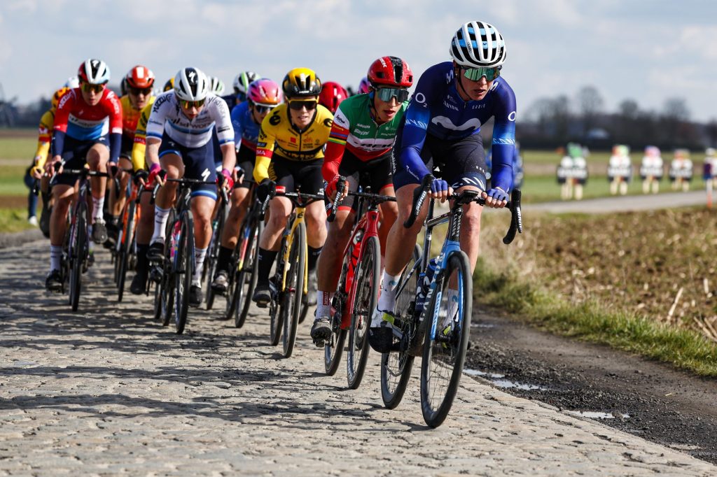 Movistar autour d&rsquo;Aude Biannic et d&rsquo;Iv&aacute;n Garc&iacute;a Cortina sur Paris-Roubaix 2023
