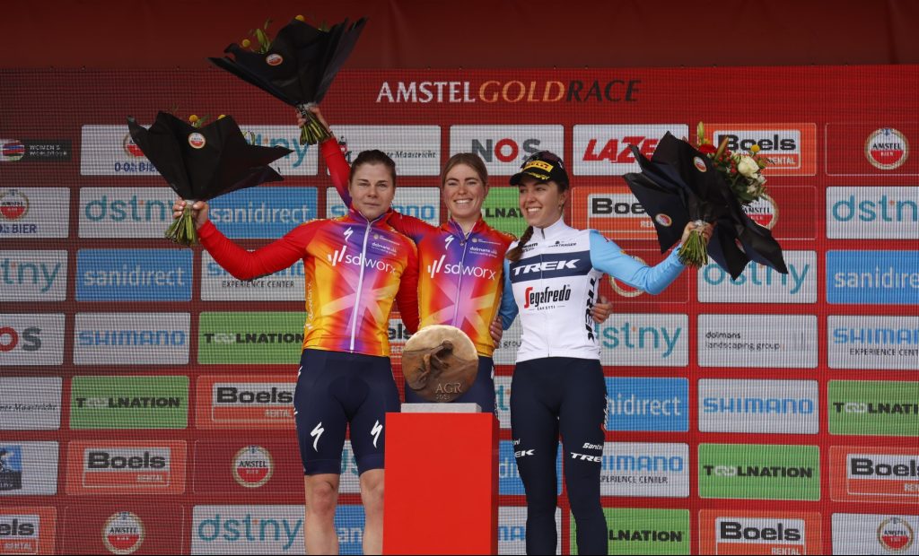 Demi Vollering voulait attaquer au sommet du Cauberg