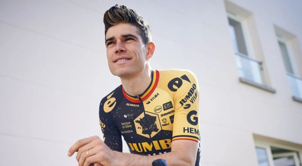 L&rsquo;&eacute;quipe Jumbo-Visma avec un nouveau maillot sur le Tour de France