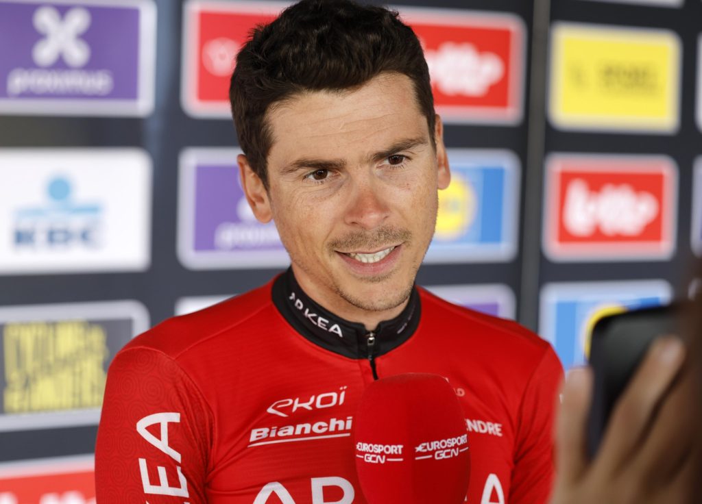 Warren Barguil pr&ecirc;t &agrave; en d&eacute;coudre sur Li&egrave;ge-Bastogne-Li&egrave;ge
