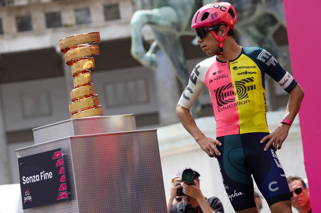 Rigoberto Ur&aacute;n ne verra pas la deuxi&egrave;me semaine du Giro. Photo : Cor Vos