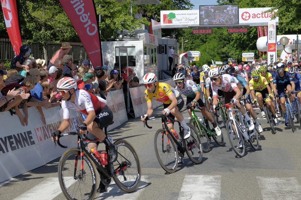 Comment suivre les Boucles de la Mayenne 2023 en direct ?