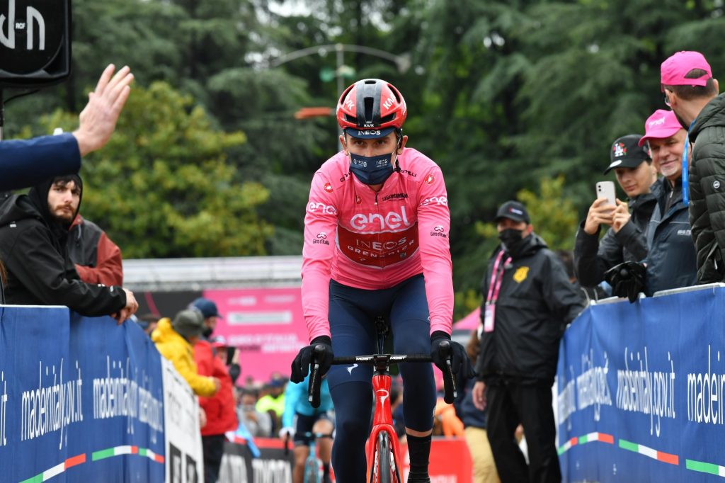 Geraint Thomas, maillot rose : &laquo;&nbsp;Pas les conditions id&eacute;ales&nbsp;&raquo;
