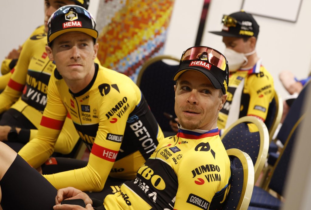 Jan Tratnik hospitalis&eacute; apr&egrave;s un accident et remplac&eacute; sur le Giro 2023