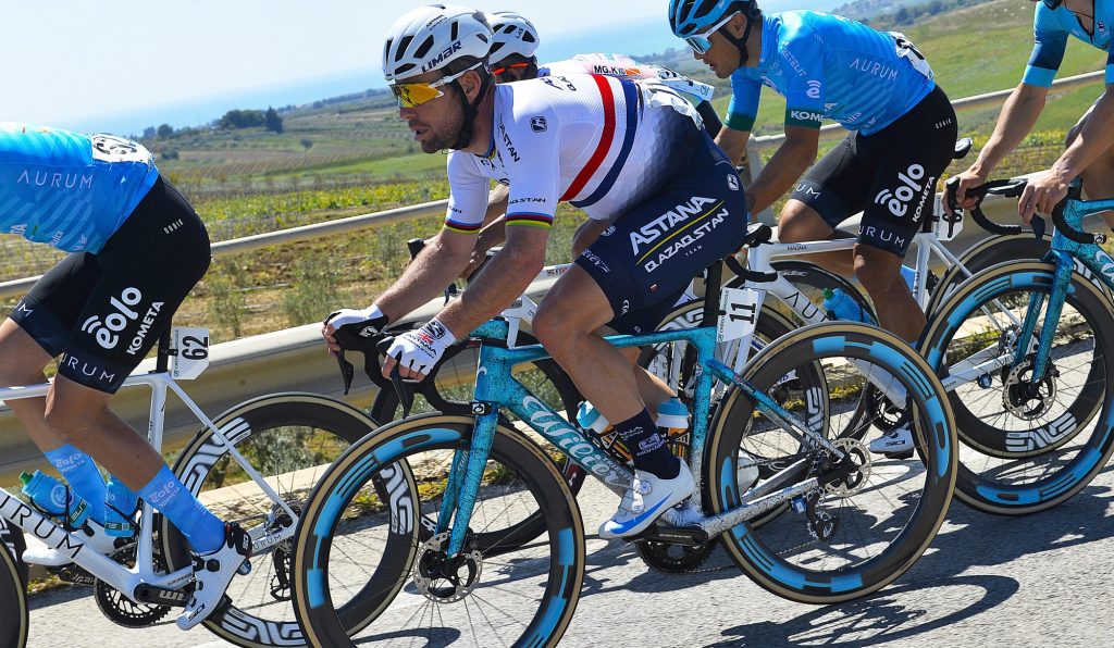 Mark Cavendish pour emmener Astana Qazaqstan au Giro 2023
