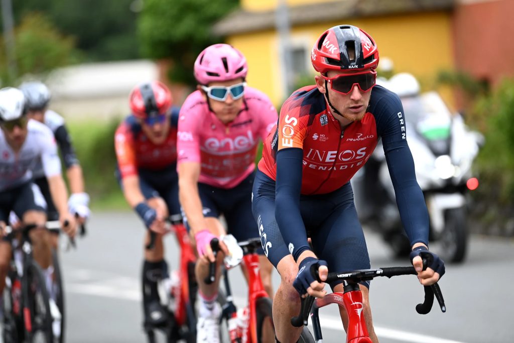 Tao Geoghegan Hart se fracture la hanche sur le Giro 2023 : &laquo;&nbsp;Je suis d&eacute;vast&eacute;&nbsp;&raquo;