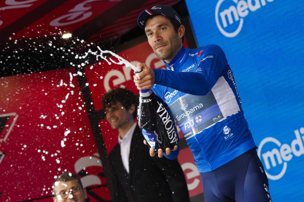 Thibaut Pinot prend la t&ecirc;te du classement du meilleur grimpeur du Giro 2023
