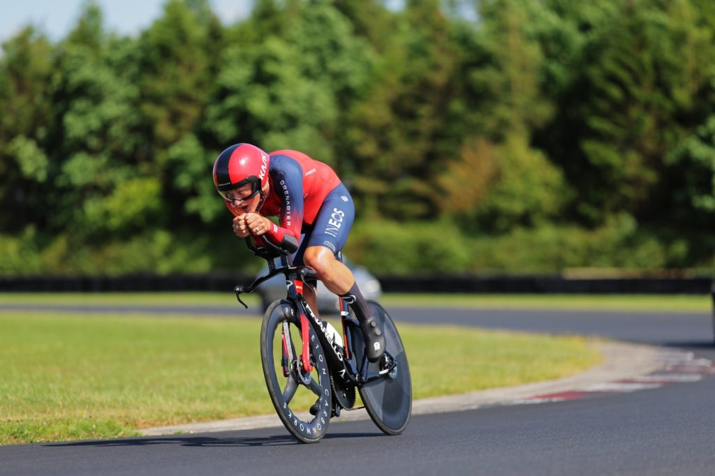Josh Tarling et Lizzie Holden sacr&eacute;s en Grande-Bretagne