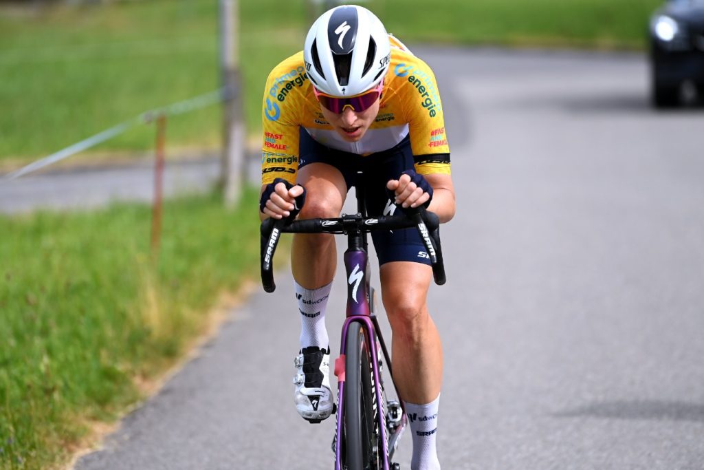 Marlen Reusser remporte le Tour de Suisse 2023 au terme d&rsquo;une &eacute;tape folle