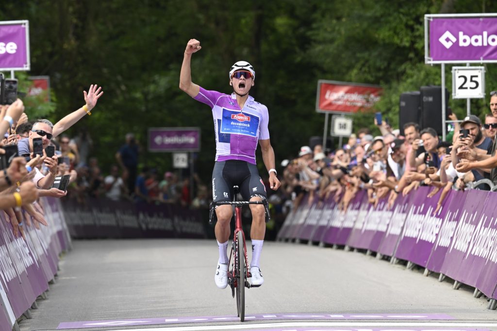 Mathieu van der Poel frappe un grand coup sur le Tour de Belgique