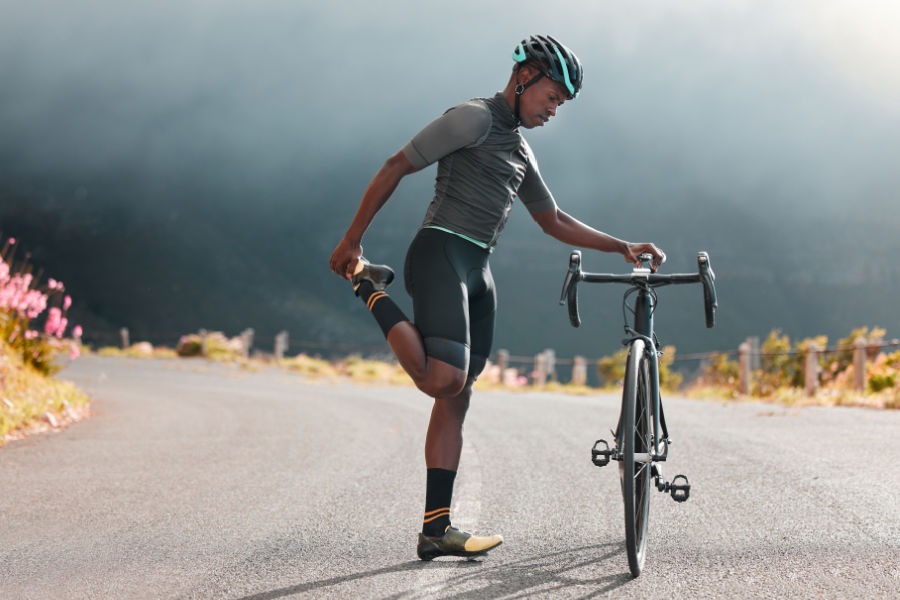Quels sont les &eacute;tirements indispensables pour les cyclistes ?