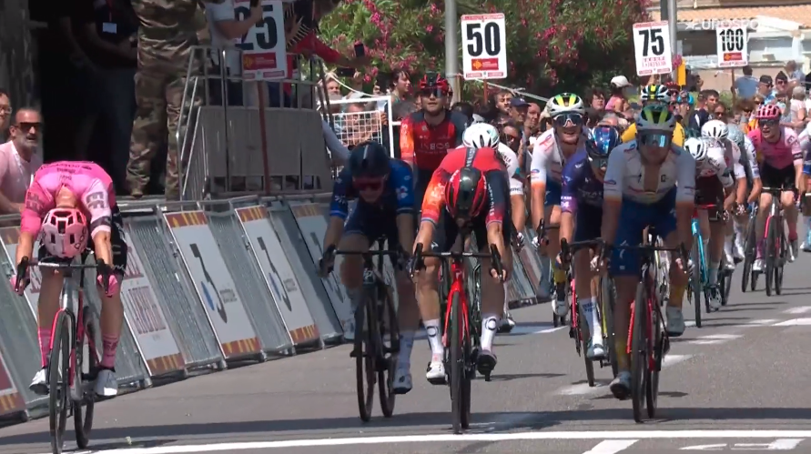 Marijn van den Berg dompte les bordures sur la Route d&rsquo;Occitanie