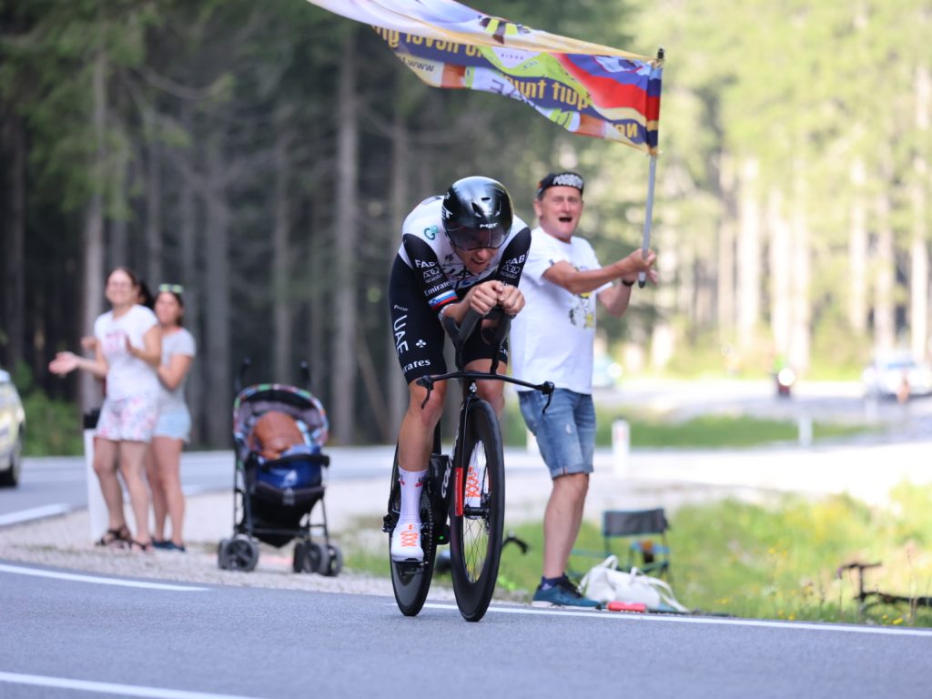 Tadej Pogacar &eacute;crase le championnat de Slov&eacute;nie du contre-la-montre