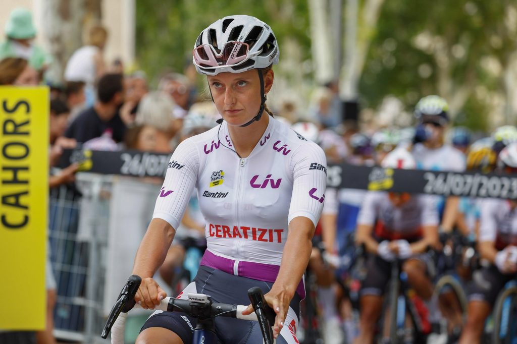 C&eacute;drine Kerbaol se distingue avec le maillot blanc