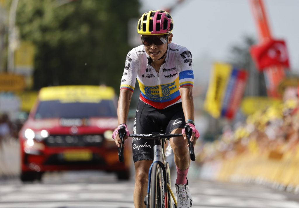 Esteban Chaves abandonne apr&egrave;s la chute sur la 14e &eacute;tape du Tour de France