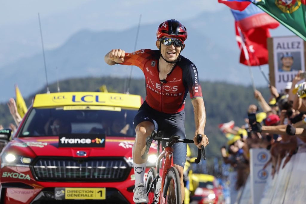 Kwiatkowski au sommet du Grand Colombier, Pogacar grappille