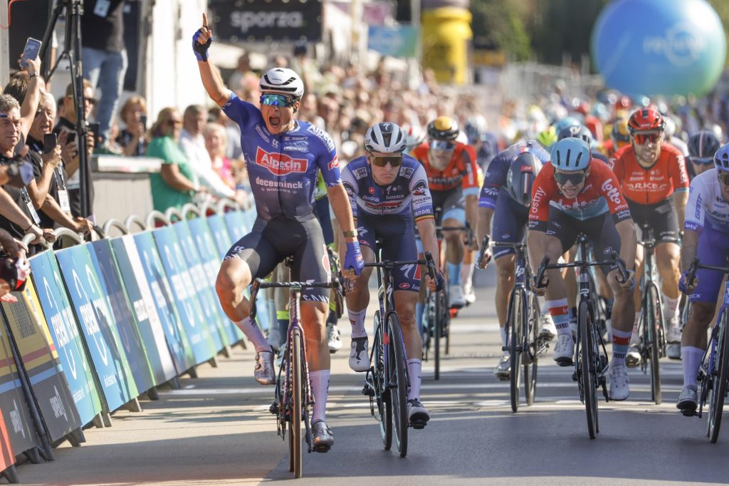 Jasper Philipsen victoire étape 1 Renewi Tour 2023