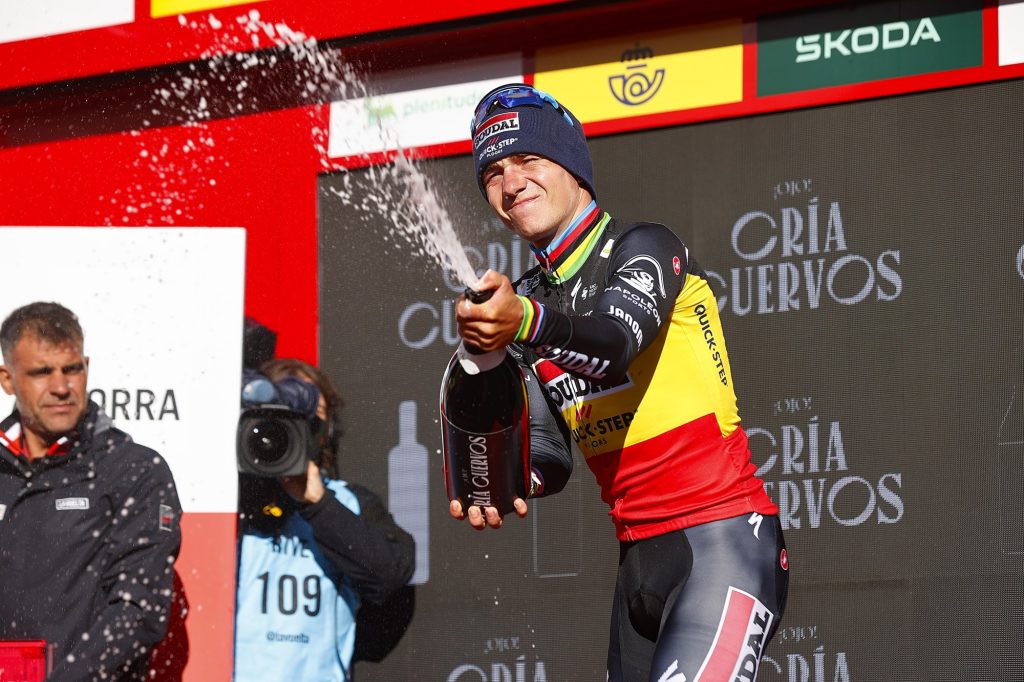 Remco Evenepoel, vainqueur de la 3e &eacute;tape de La Vuelta : &laquo;&nbsp;Tactique parfaite&nbsp;&raquo;