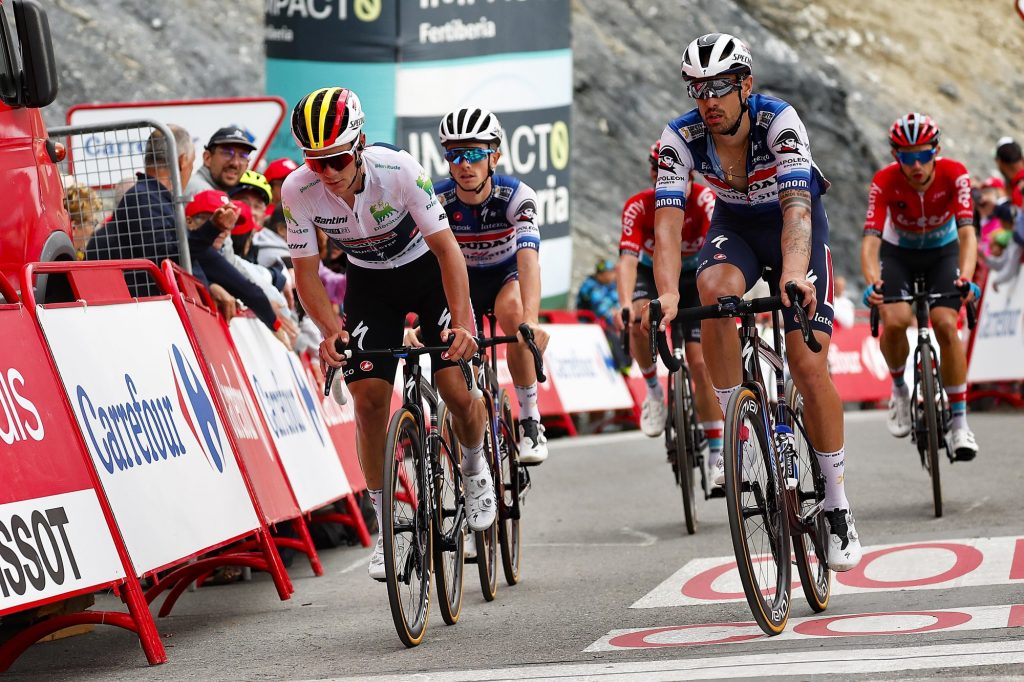 Evenepoel, Almeida, Martinez : le point sur les victimes du Tourmalet