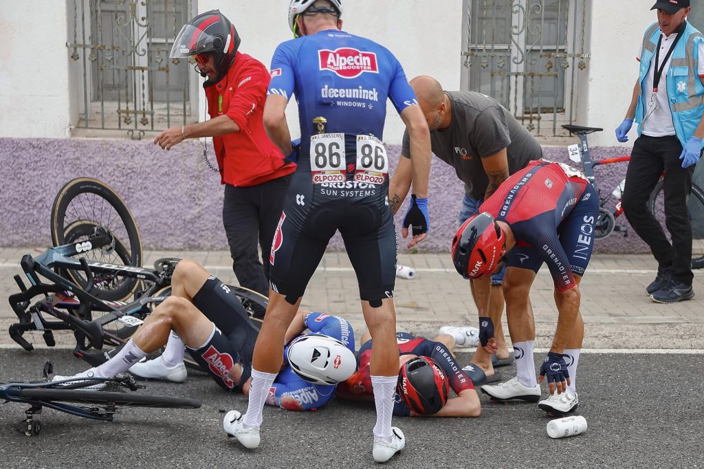 Thymen Arensman ne souffre pas de blessures graves