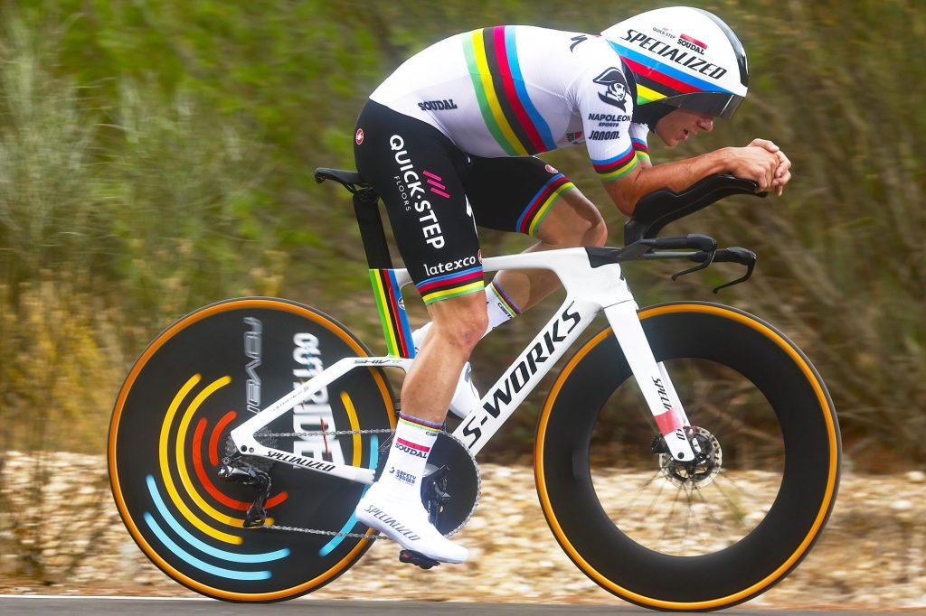 Remco Evenepoel se rapproche &agrave; 1:09 du maillot rouge apr&egrave;s le contre-la-montre. Photo : Cor Vos