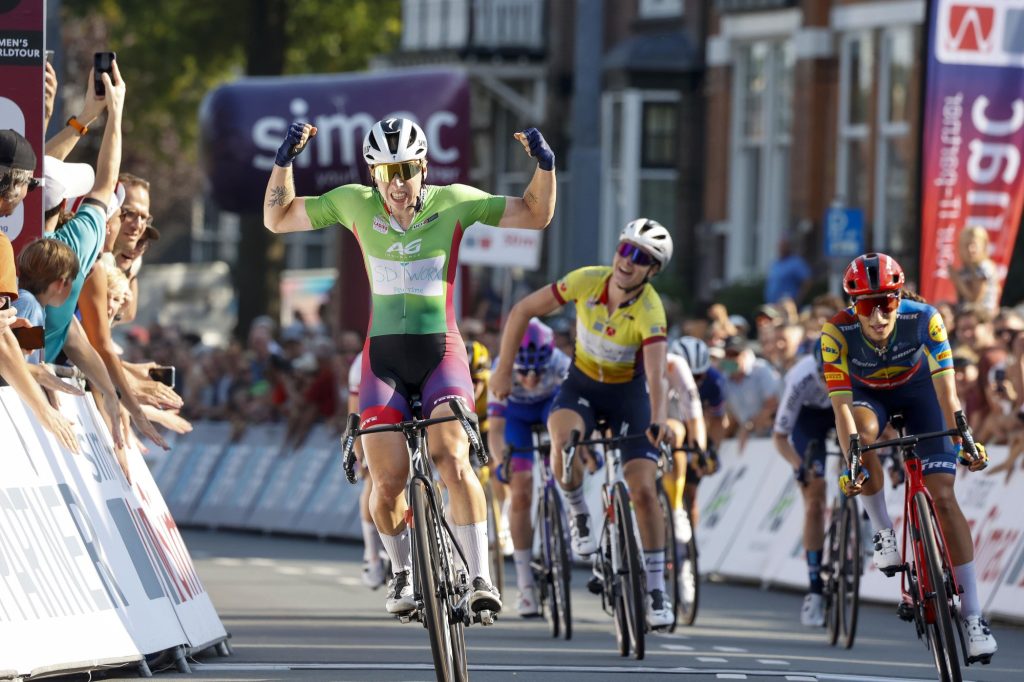Lorena Wiebes conclut, Lotte Kopecky gagne le Simac Ladies Tour