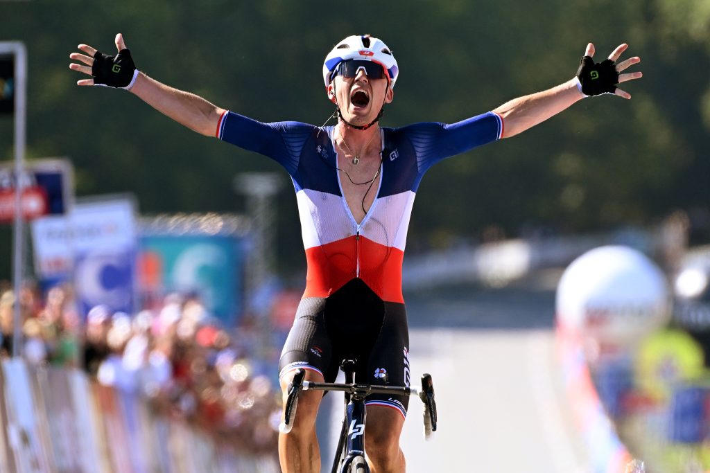 Valentin Madouas victoire Bretagne Classic 2023
