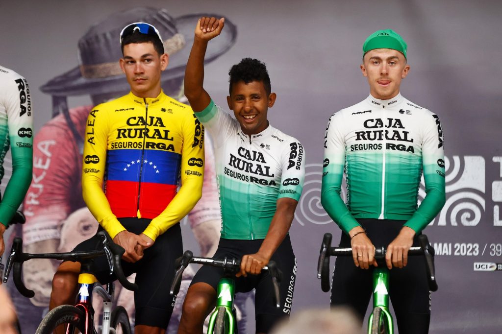Caja Rural-Seguros RGA se d&eacute;fend apr&egrave;s des accusations de dopage