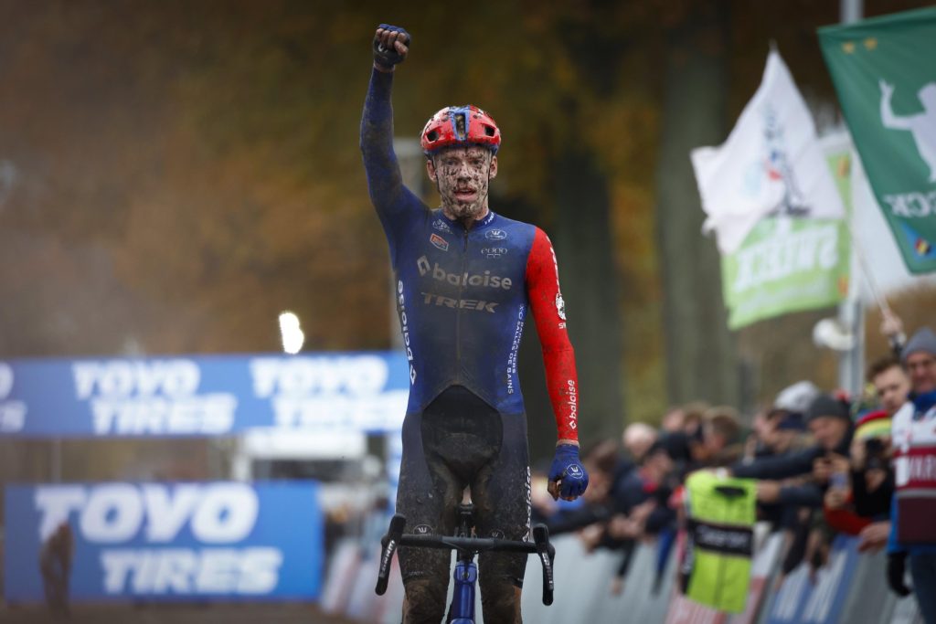 Pim Ronhaar cr&eacute;e la surprise &agrave; Dendermonde