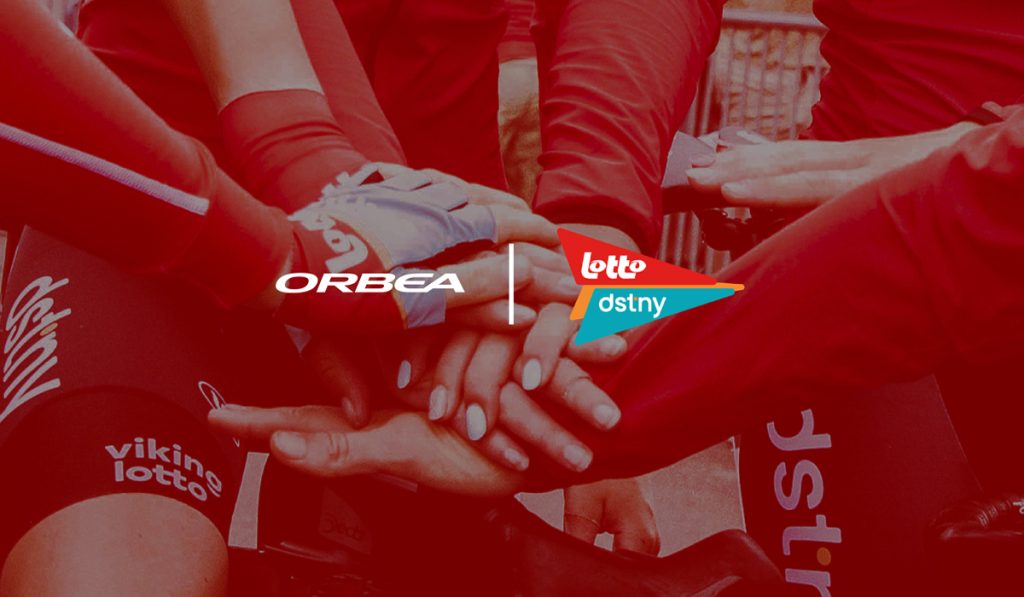 Lotto Dstny roulera en 2024 sur des v&eacute;los Orbea