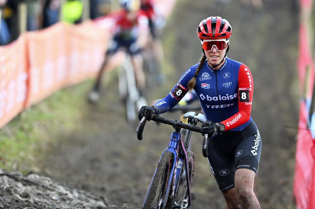 La saison de cyclo-cross de Shirin van Anrooij est termin&eacute;e