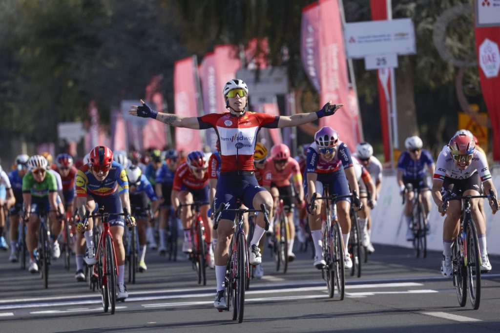 Lorena Wiebes double la mise sur l&rsquo;UAE Tour Femmes