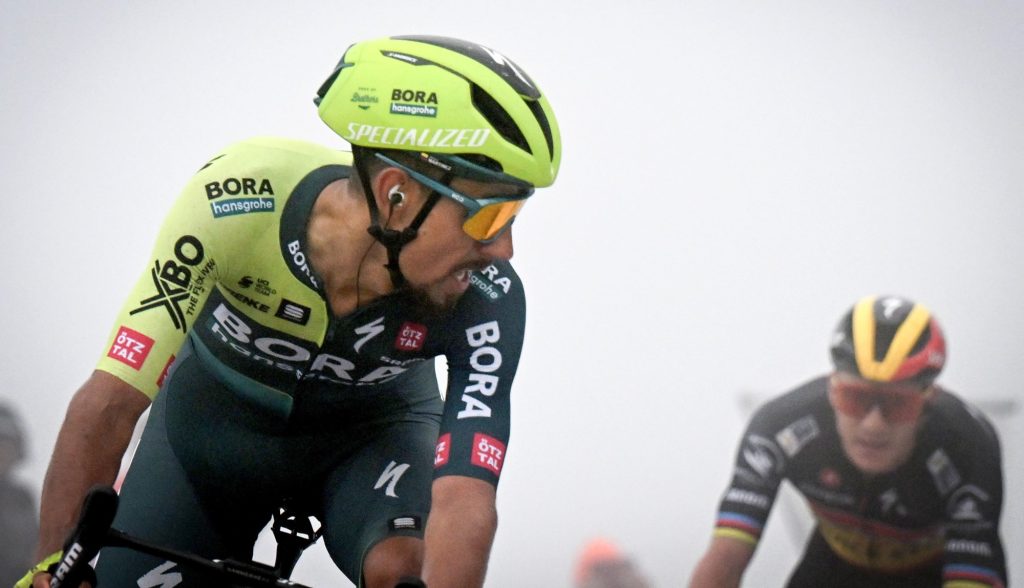 Daniel Felipe Martinez surprend Evenepoel sur la 2e &eacute;tape du Tour d&rsquo;Algarve 2024