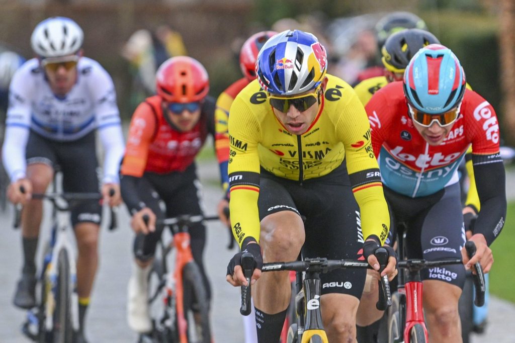 Wout van Aert : &laquo;&nbsp;Faire la diff&eacute;rence dans la zone des monts&nbsp;&raquo;