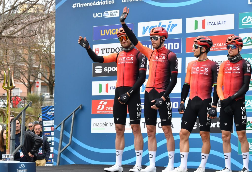 Filippo Ganna et Tom Pidcock leaders d&rsquo;INEOS Grenadiers sur Milan-Sanremo 2024