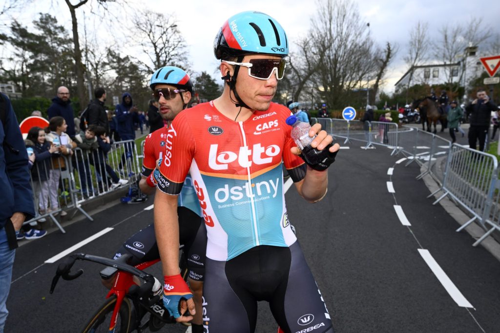 Arnaud De Lie quitte Paris-Nice 2024