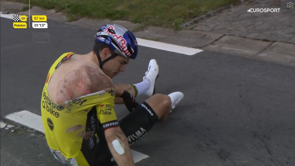 Une &eacute;norme chute envoie van Aert, Pedersen&hellip; au sol &agrave; A Travers la Flandre 2024
