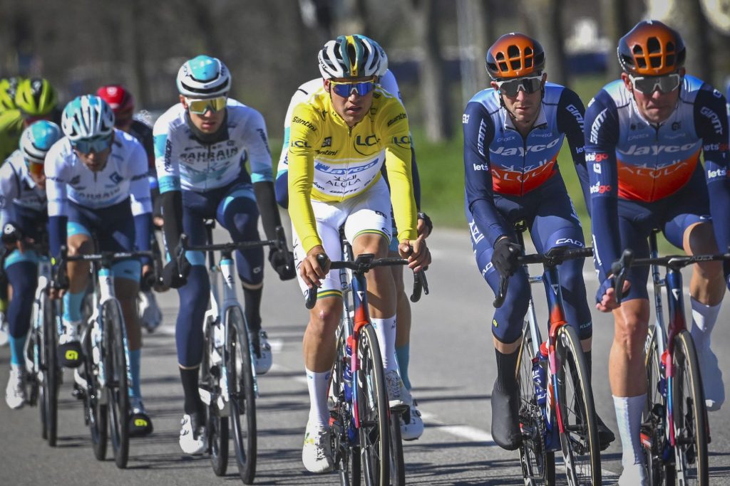 🔴 La 6e &eacute;tape de Paris-Nice 2024 en direct et en int&eacute;gralit&eacute; d&egrave;s 11h50