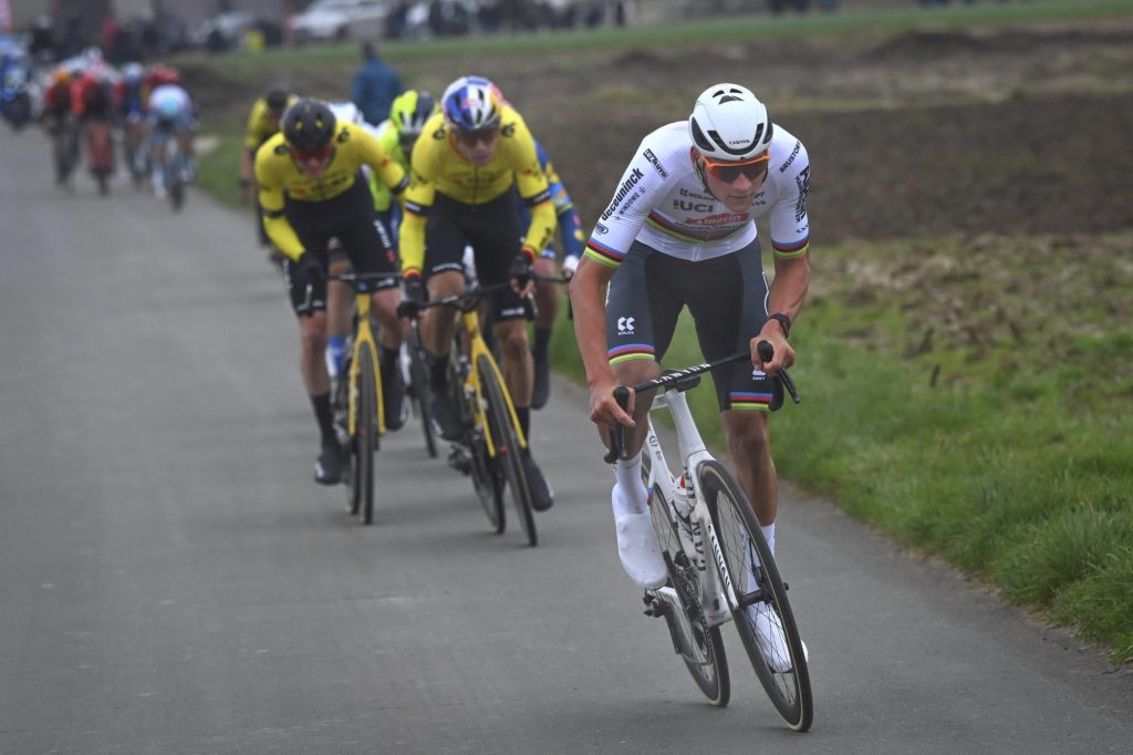La liste des participants et les favoris du Tour des Flandres 2024