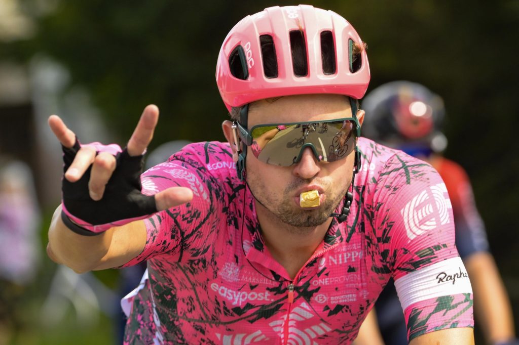 Lukasz Wiśniowski signe chez Bahrain Victorious pour la saison 2024