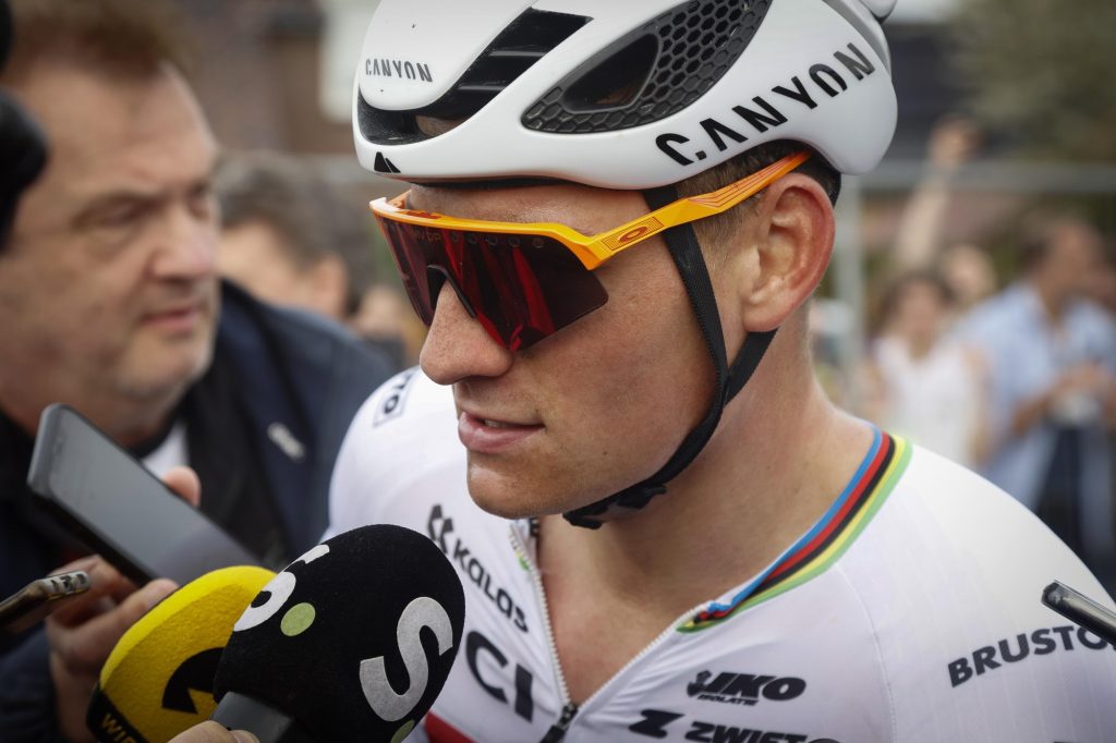 Mathieu van der Poel : &laquo;&nbsp;Les jambes jouent un r&ocirc;le plus important que la tactique&nbsp;&raquo;