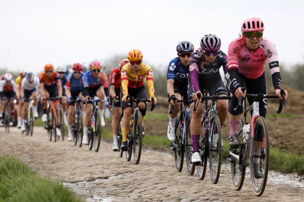 La pr&eacute;sentation de Paris-Roubaix Femmes 2024 : parcours, engag&eacute;es, diffusion TV