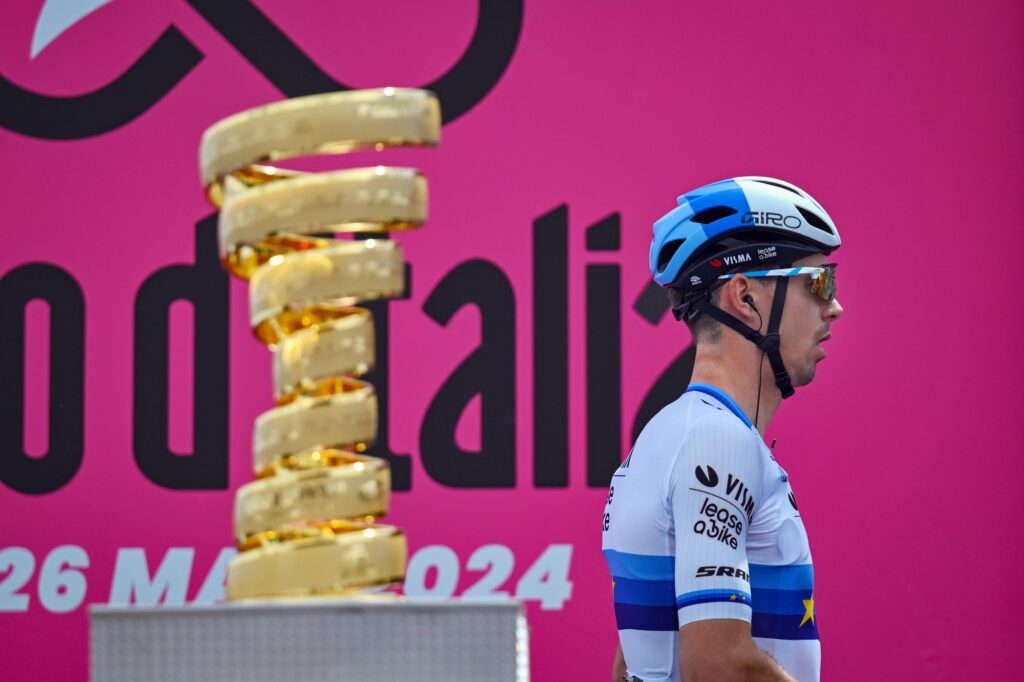 🔴 La 3e &eacute;tape du Giro 2024 en direct et en int&eacute;gralit&eacute; d&egrave;s 13h10