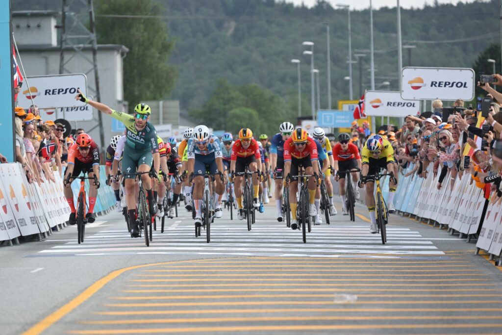 Jordi Meeus remporte au sprint la 3e &eacute;tape du Tour de Norv&egrave;ge 2024